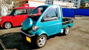 Exemplo de um Kei car